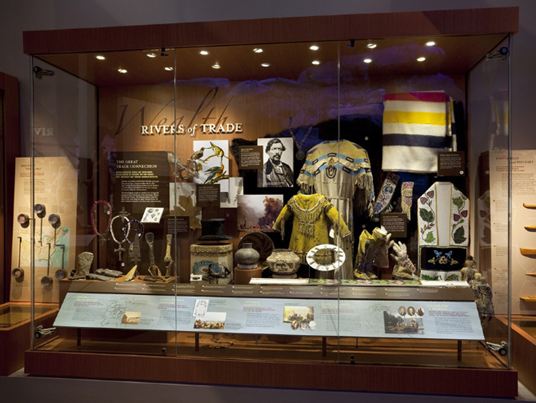 博物館展廳設(shè)計效果圖 博物館展廳設(shè)計效果圖